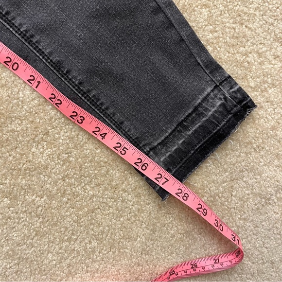 NEW Umgee Pants Womens 27 Black Denim Exposed Hem Distressed High Rise Skinny - Picture 12 of 12